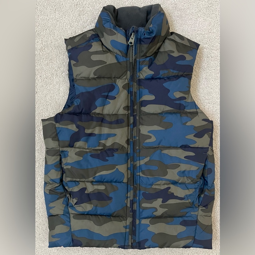 Gap 6/7 Camo Puffer Vest